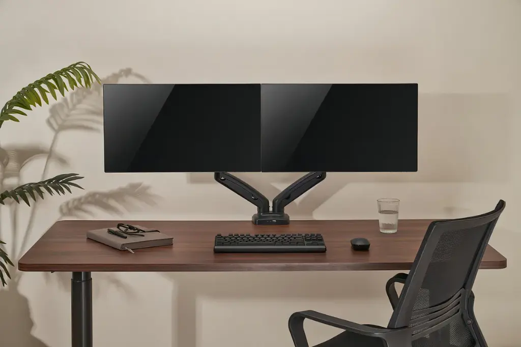 SOPORTE DE ESCRITORIO ONEBOX DOBLE MONITOR/MULTIMEDIA 17’’– 32’’